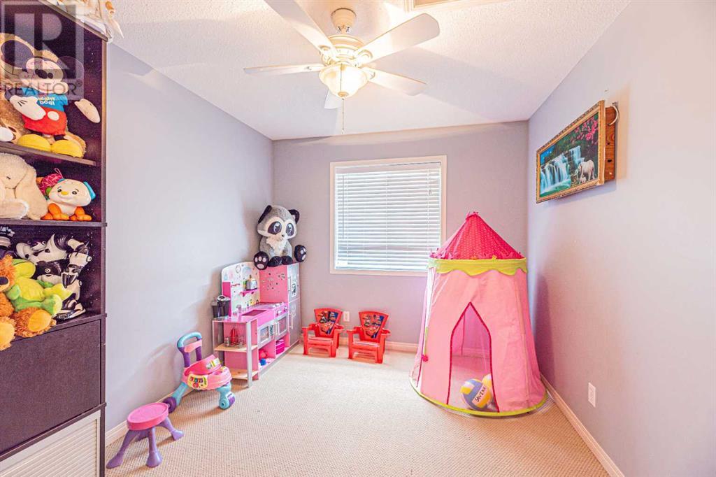 Single Family House for Sale in  Evansdale Way NW Evanston Calgary 