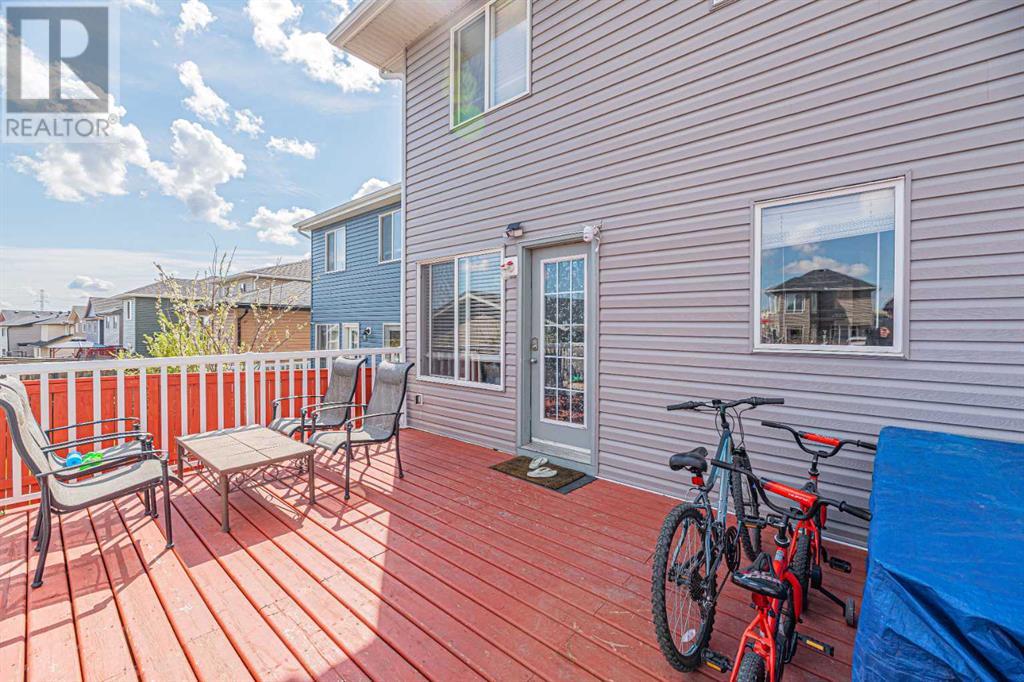 Single Family House for Sale in  Evansdale Way NW Evanston Calgary 