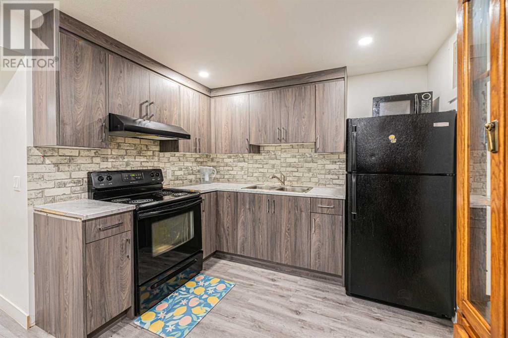 Single Family House for Sale in  Evansdale Way NW Evanston Calgary 