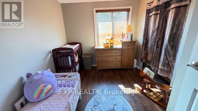 Photo 11 of 8 Baldwin Circle, Thorold ON