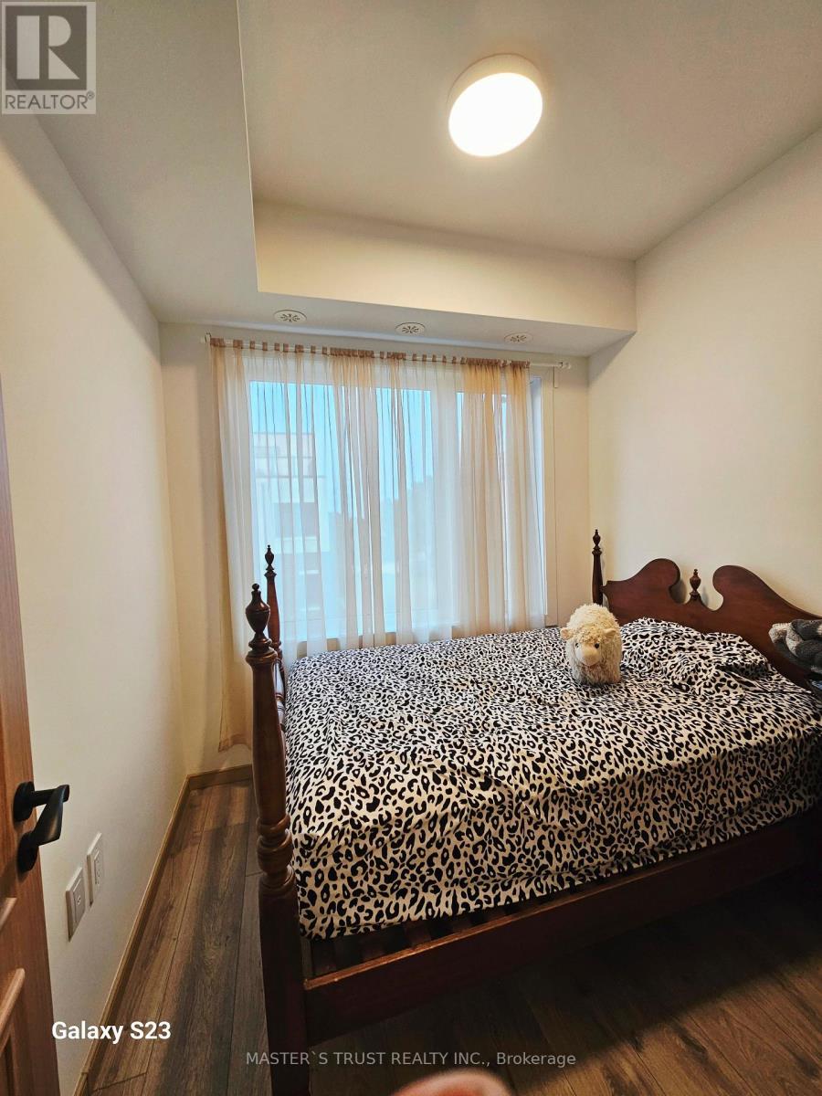 Photo 3 of C 1 306 3423 Sheppard Avenue E, Toronto ON