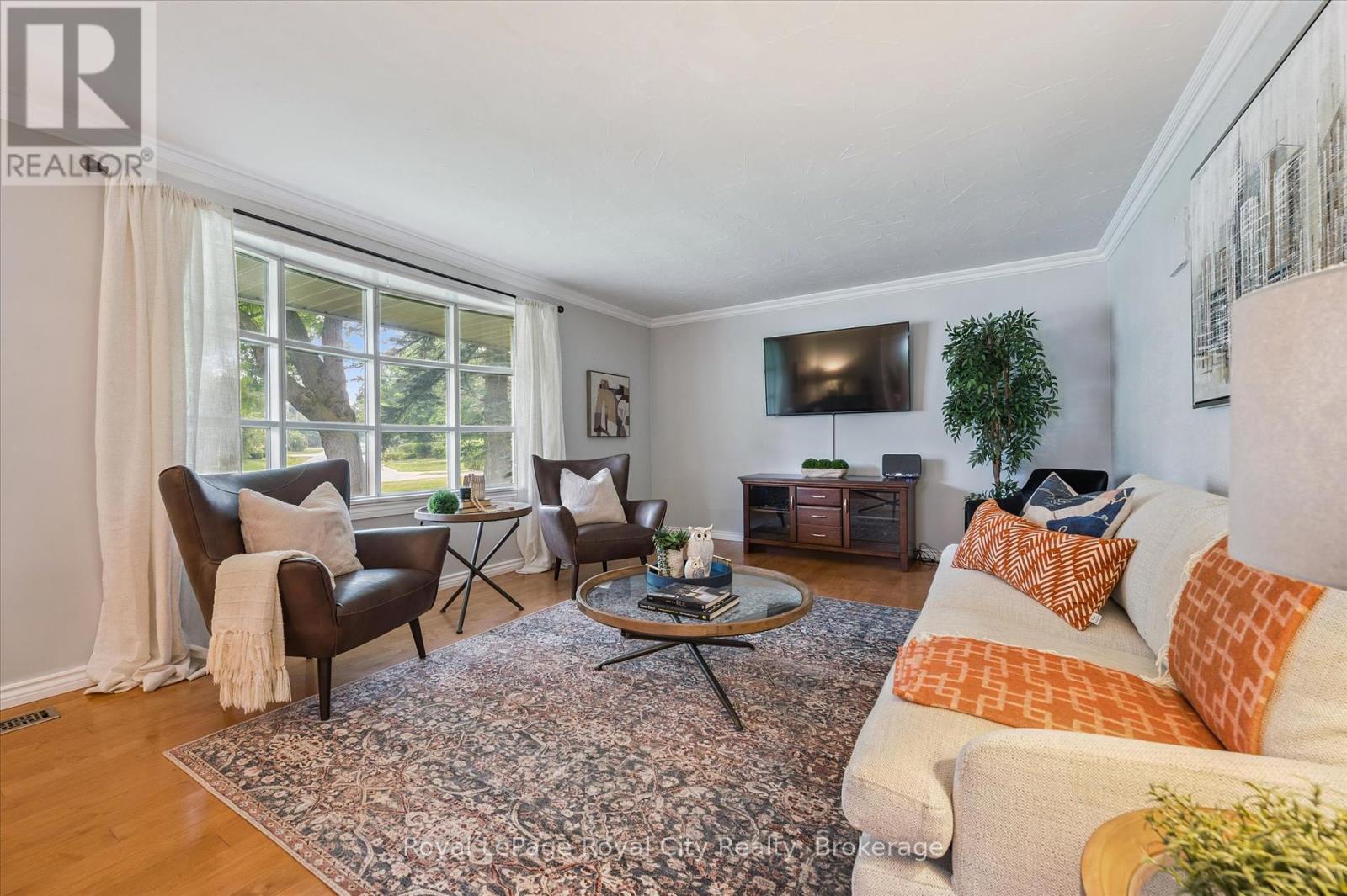 Photo 43 of 15 Wellington Drive, Centre Wellington ON