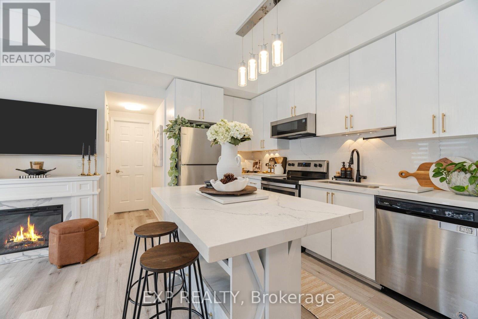 Photo 14 of 56 1 Beckenrose Court, Brampton ON