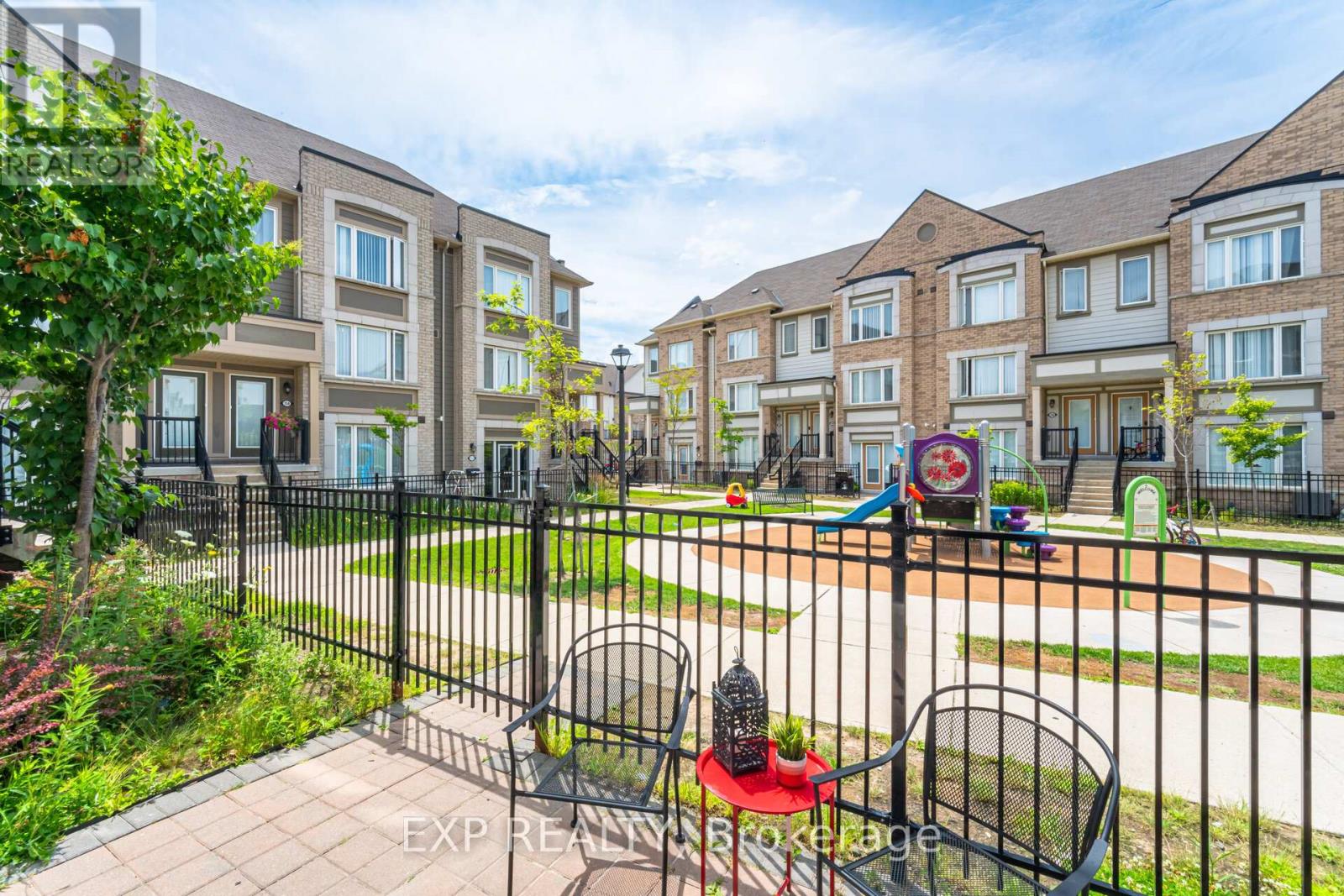 Photo 27 of 56 1 Beckenrose Court, Brampton ON