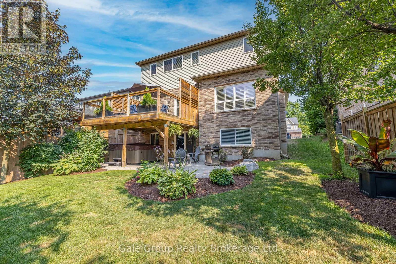 Photo 28 of 25 Howard Marshall Street, North Dumfries ON
