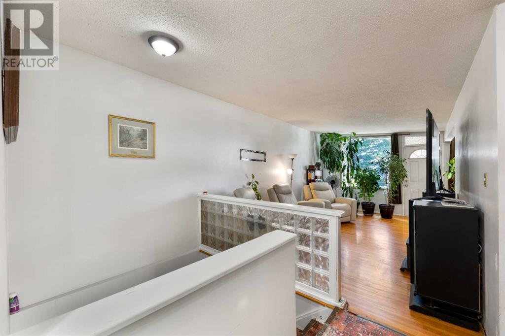 Single Family House Bungalow for Sale in   Avenue NW Bowness Calgary 