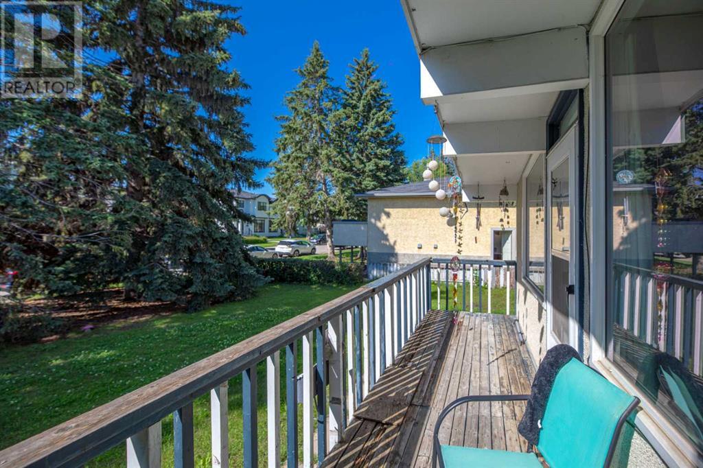 Single Family House Bungalow for Sale in   Avenue NW Bowness Calgary 