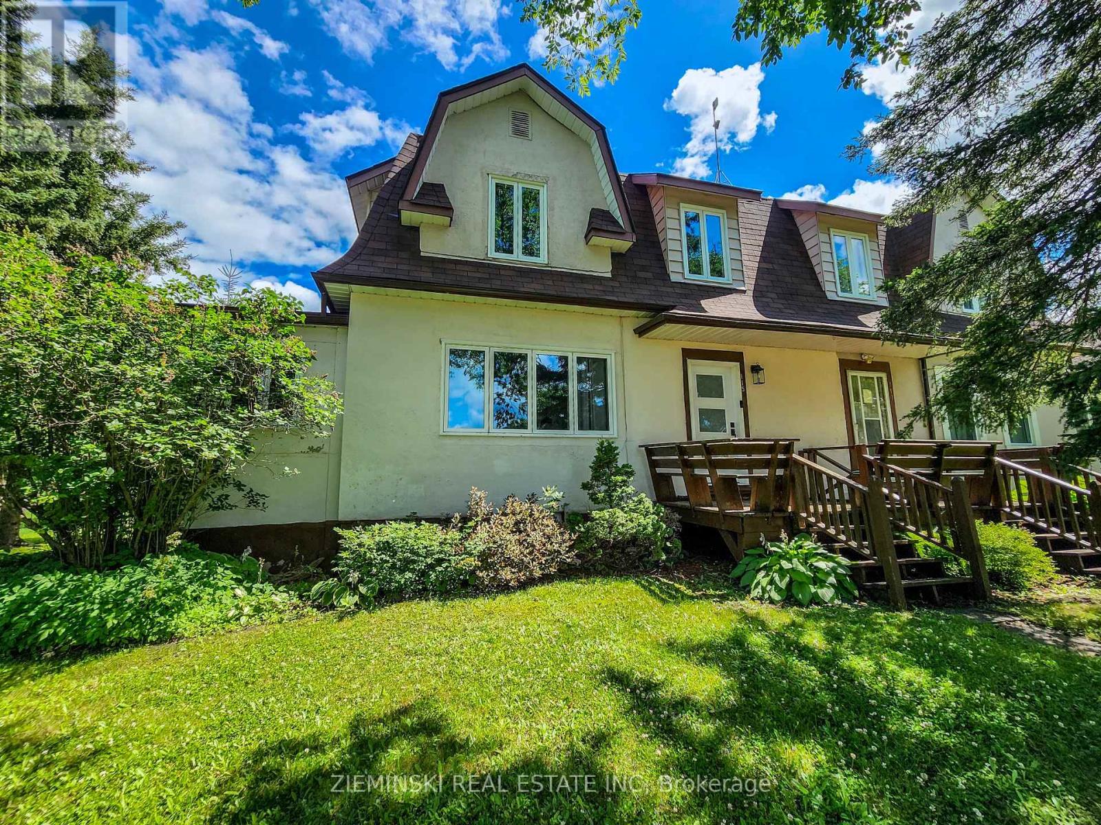 Photo 29 of 115 Buckingham Avenue, Iroquois Falls ON