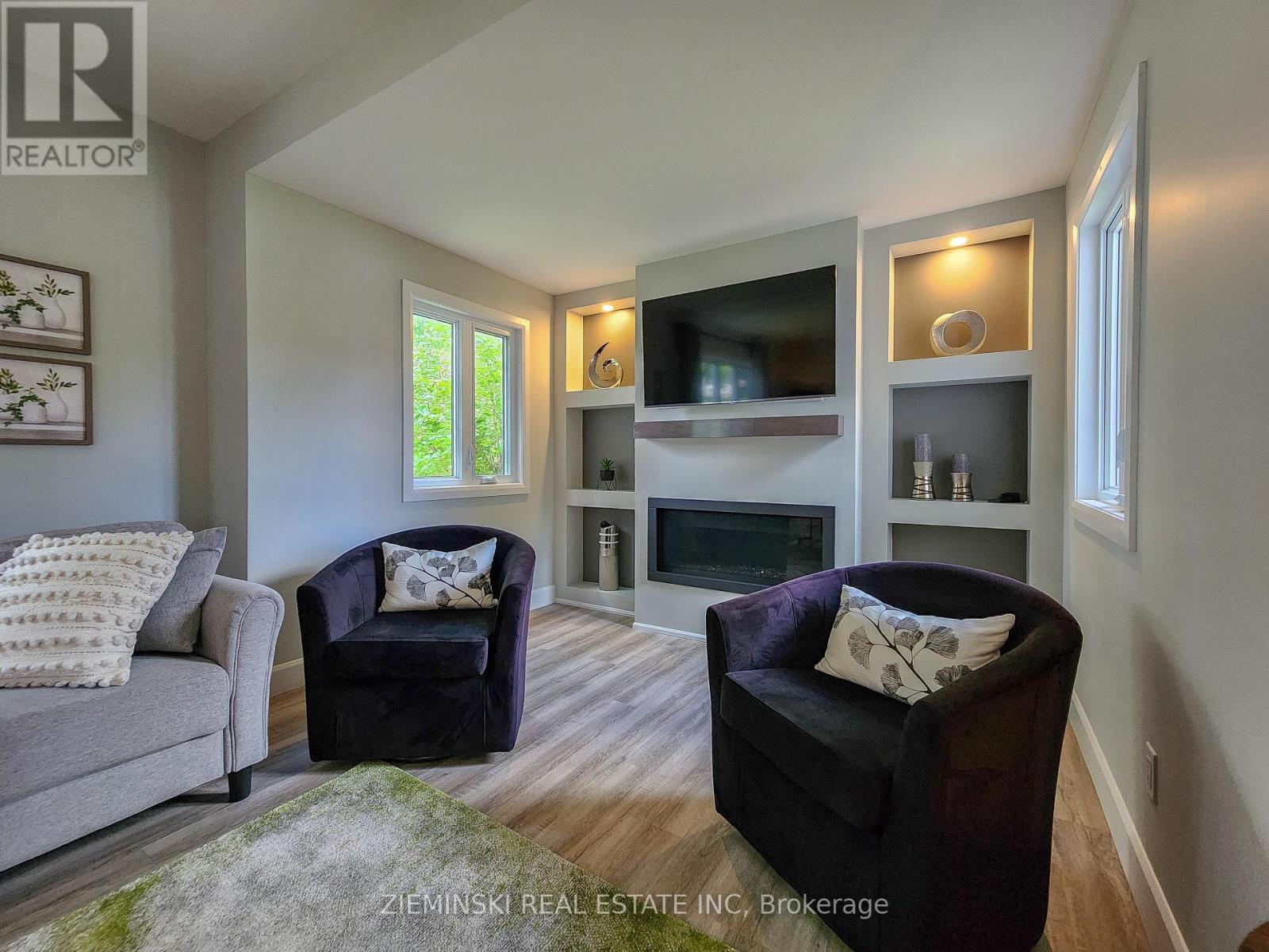 Photo 37 of 115 Buckingham Avenue, Iroquois Falls ON