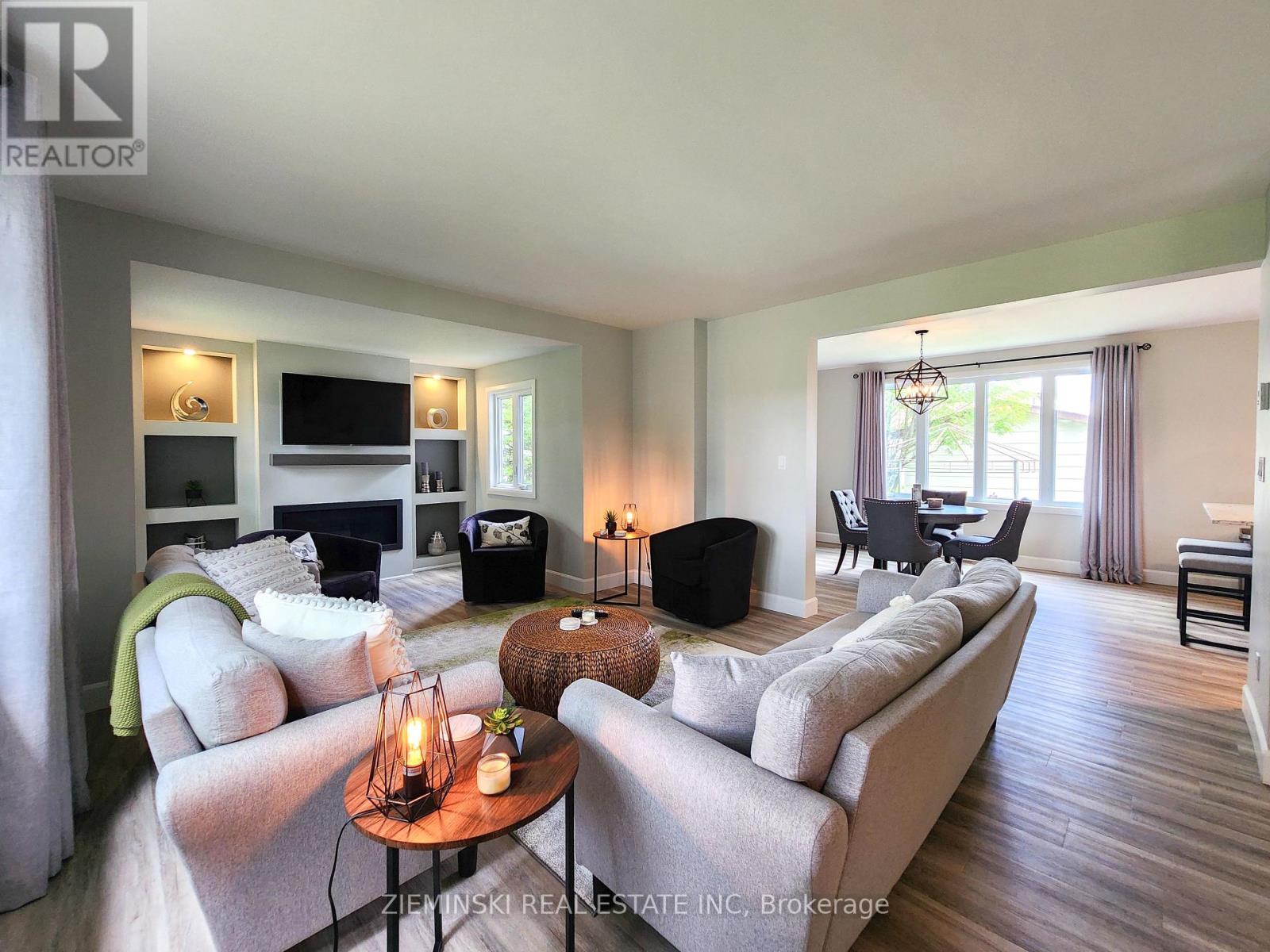Photo 4 of 115 Buckingham Avenue, Iroquois Falls ON