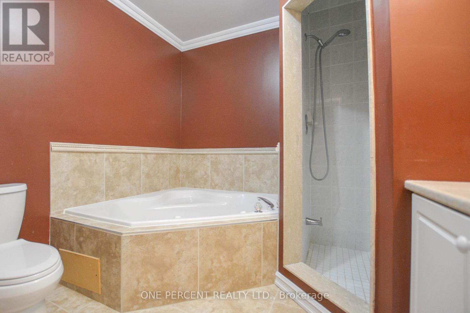 Photo 10 of 2377 Dalebrook Drive, Oakville ON