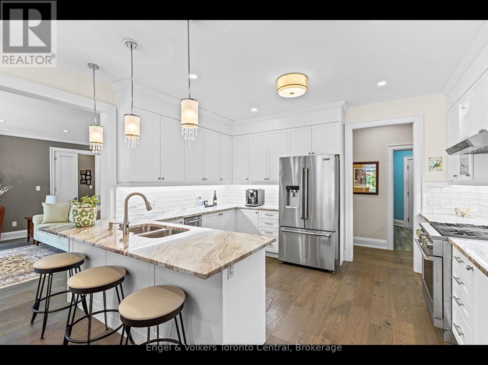 81 SPRUCE STREET - 12