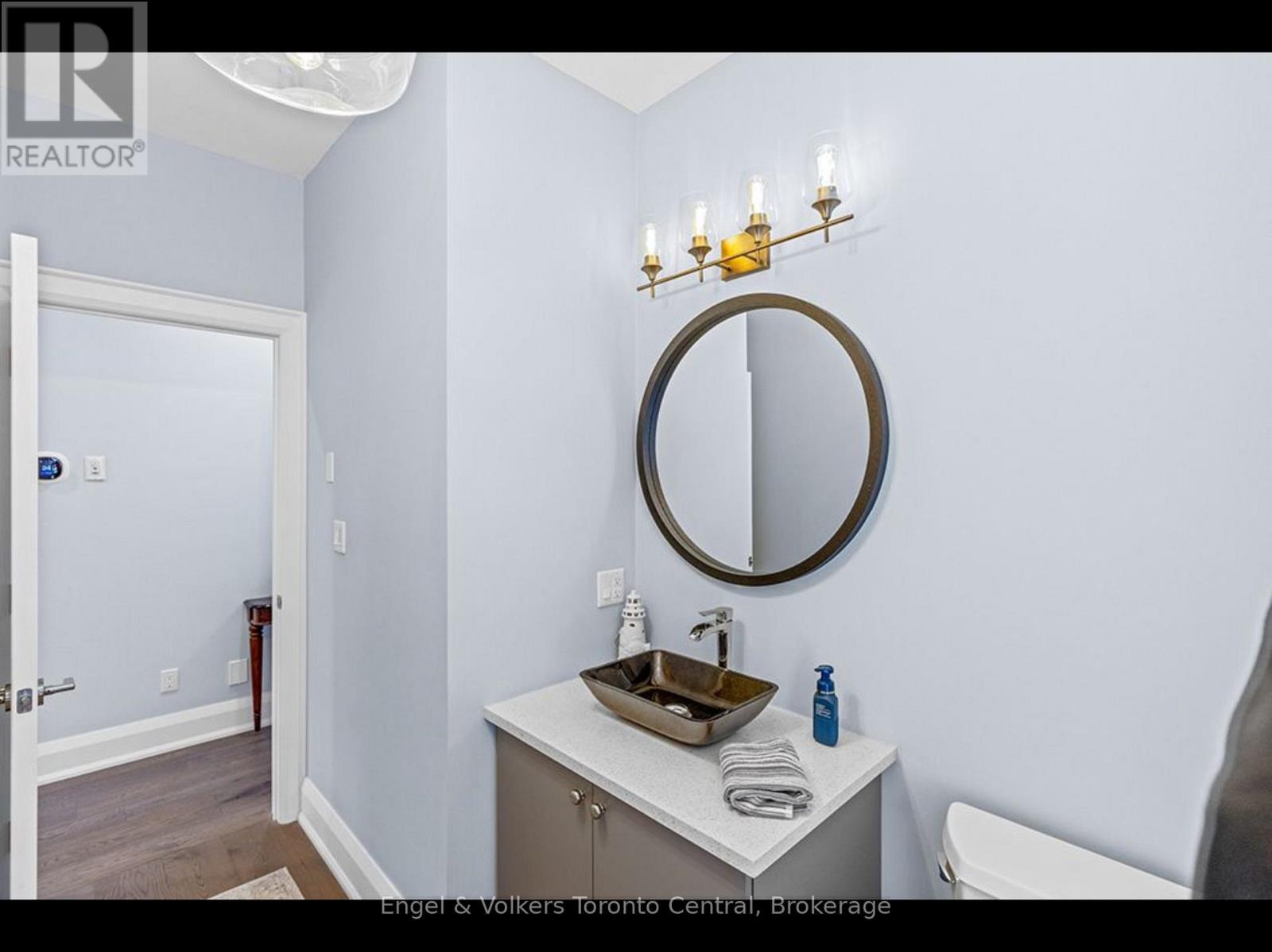 81 SPRUCE STREET - 20