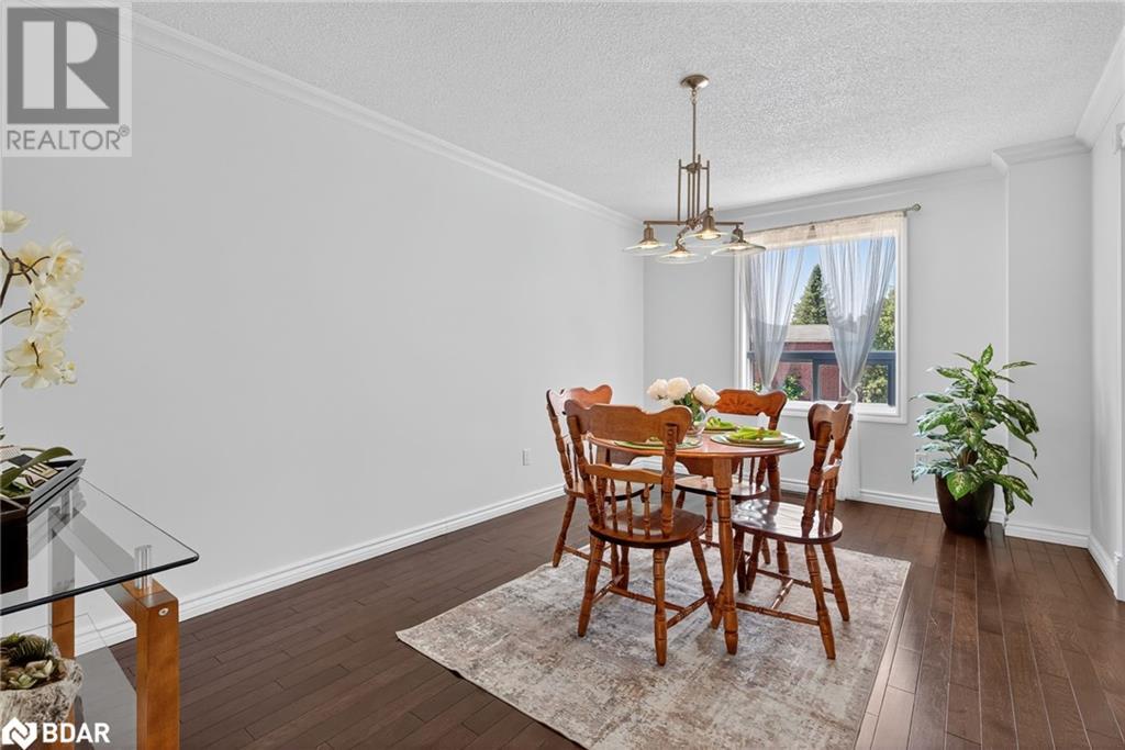 Photo 10 of 2 Birchmount Circle, Wasaga Beach ON