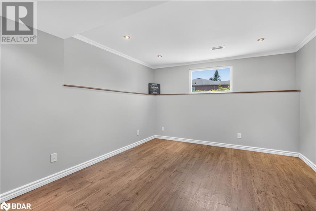 Photo 29 of 2 Birchmount Circle, Wasaga Beach ON