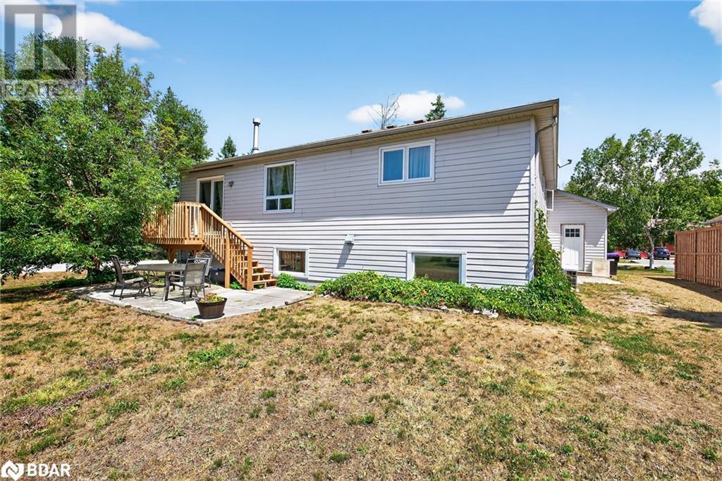 Photo 37 of 2 Birchmount Circle, Wasaga Beach ON