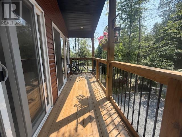 Photo 10 of 21 Lake Dr, Blind River ON