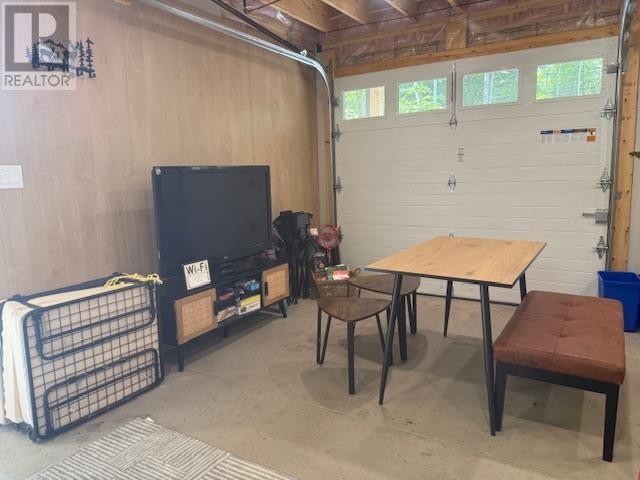 Photo 14 of 21 Lake Dr, Blind River ON