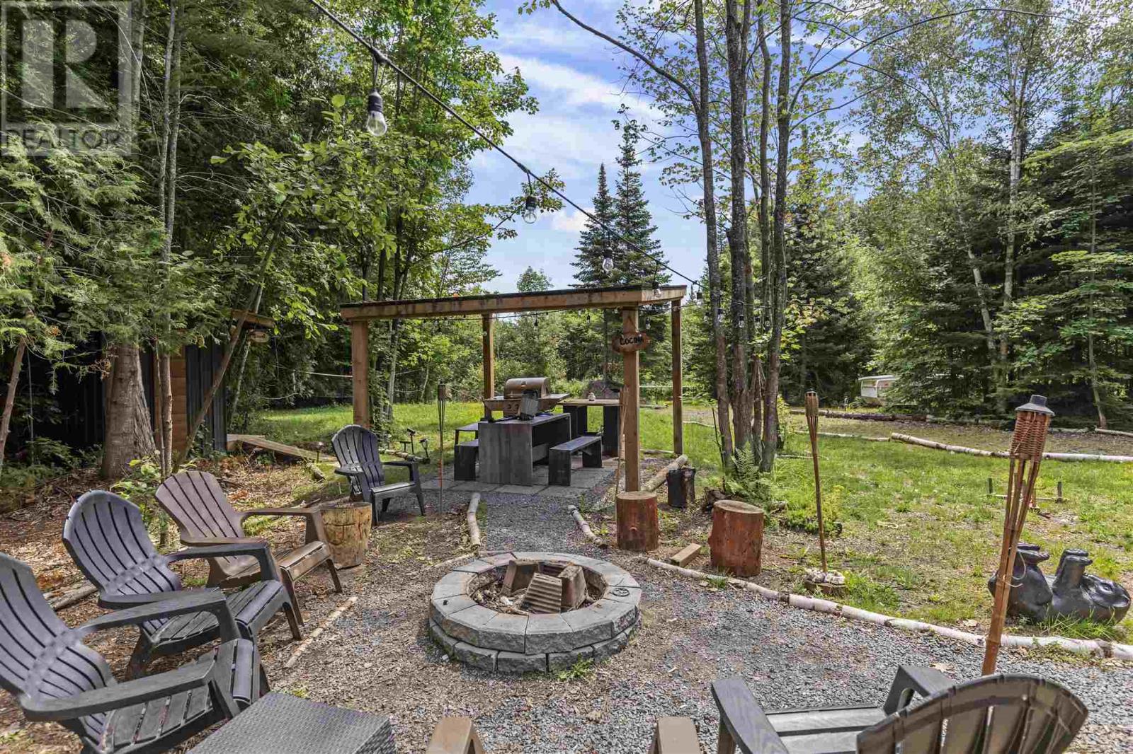 Photo 25 of 21 Lake Dr, Blind River ON