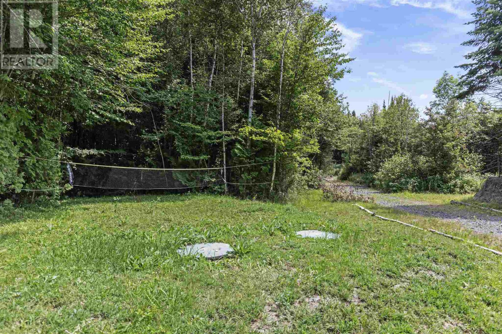 Photo 30 of 21 Lake Dr, Blind River ON