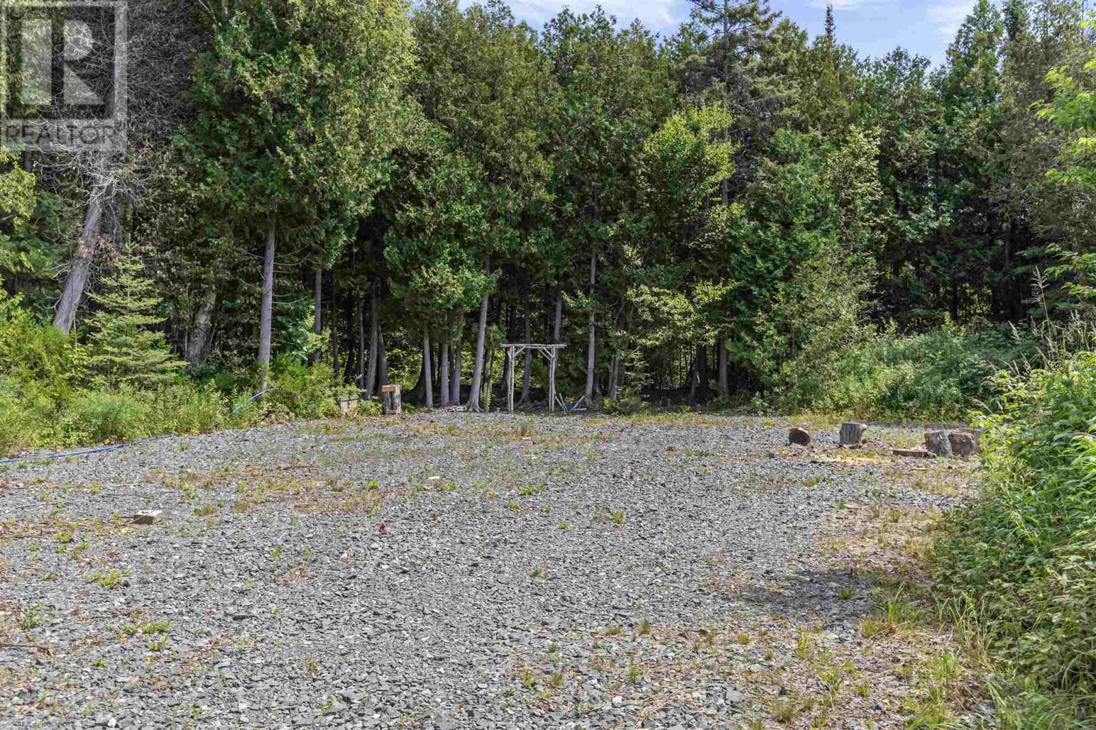Photo 32 of 21 Lake Dr, Blind River ON