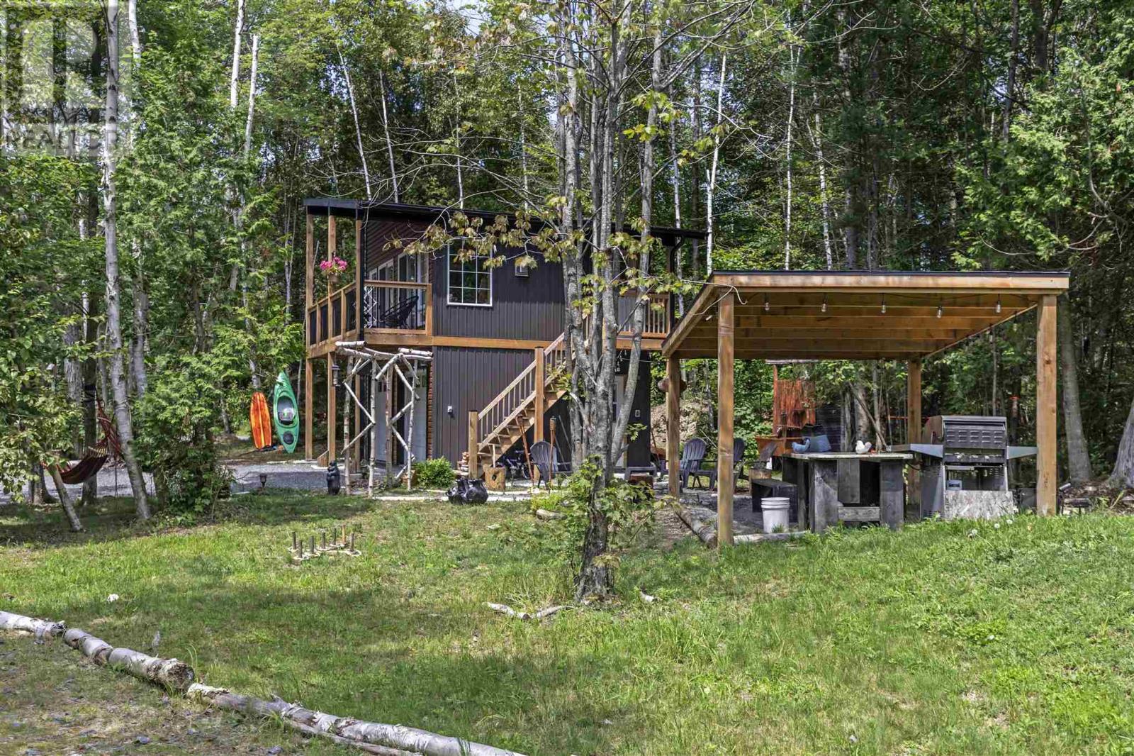 Photo 31 of 21 Lake Dr, Blind River ON