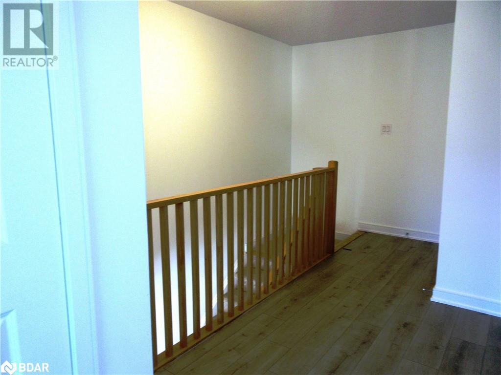 Photo 20 of 44 Red Maple Lane Lane, Barrie ON