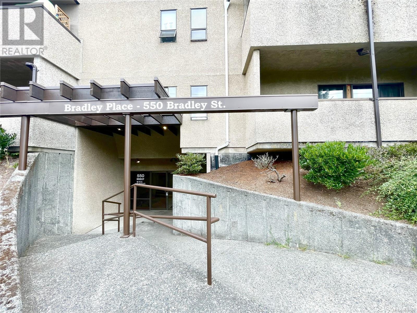 Photo 29 of 201 550 Bradley St, Nanaimo BC
