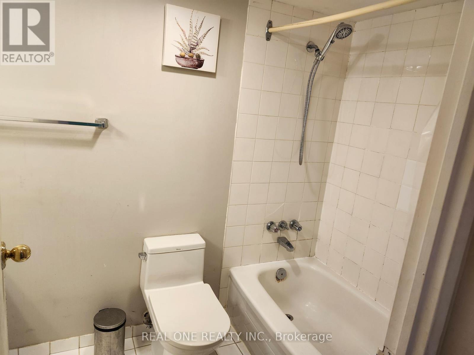 Photo 1 of 1107 300 Webb Drive, Mississauga ON