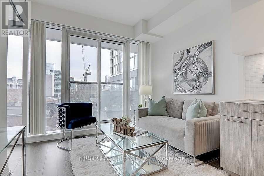 Photo 3 of 408 251 Jarvis Street, Toronto ON