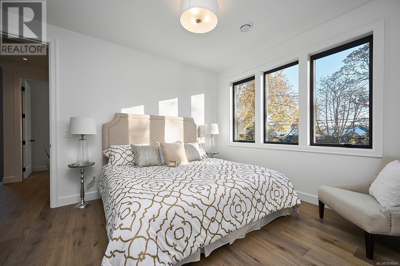 2314 Windsor Road, Oak Bay