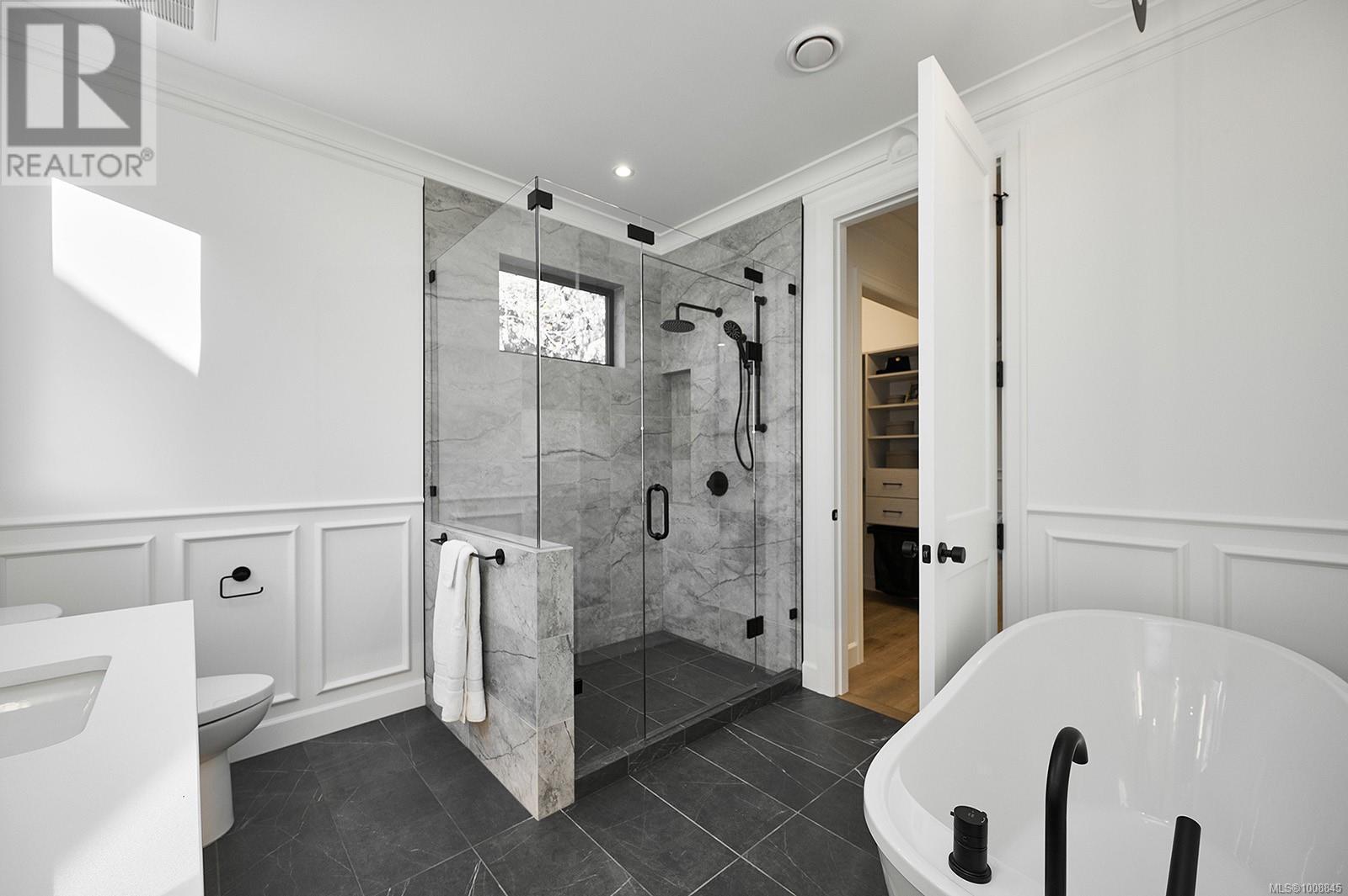  2314 Windsor Road, Oak Bay