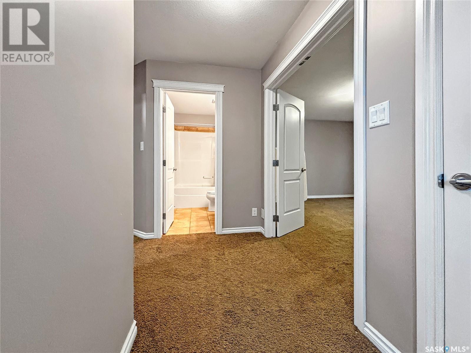 Photo 21 of 630 Mckague Crescent, Saskatoon SK
