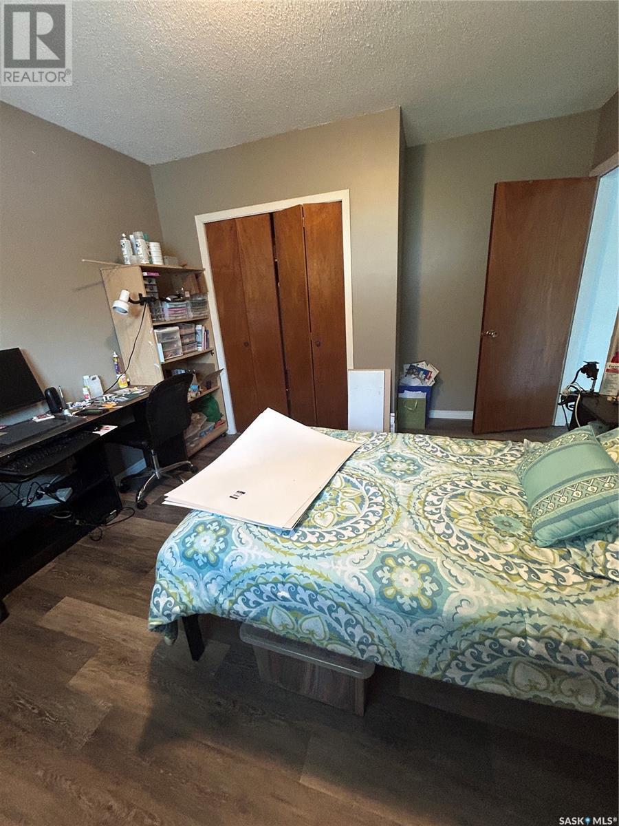 Photo 13 of 101 5th Avenue W, Kelvington SK