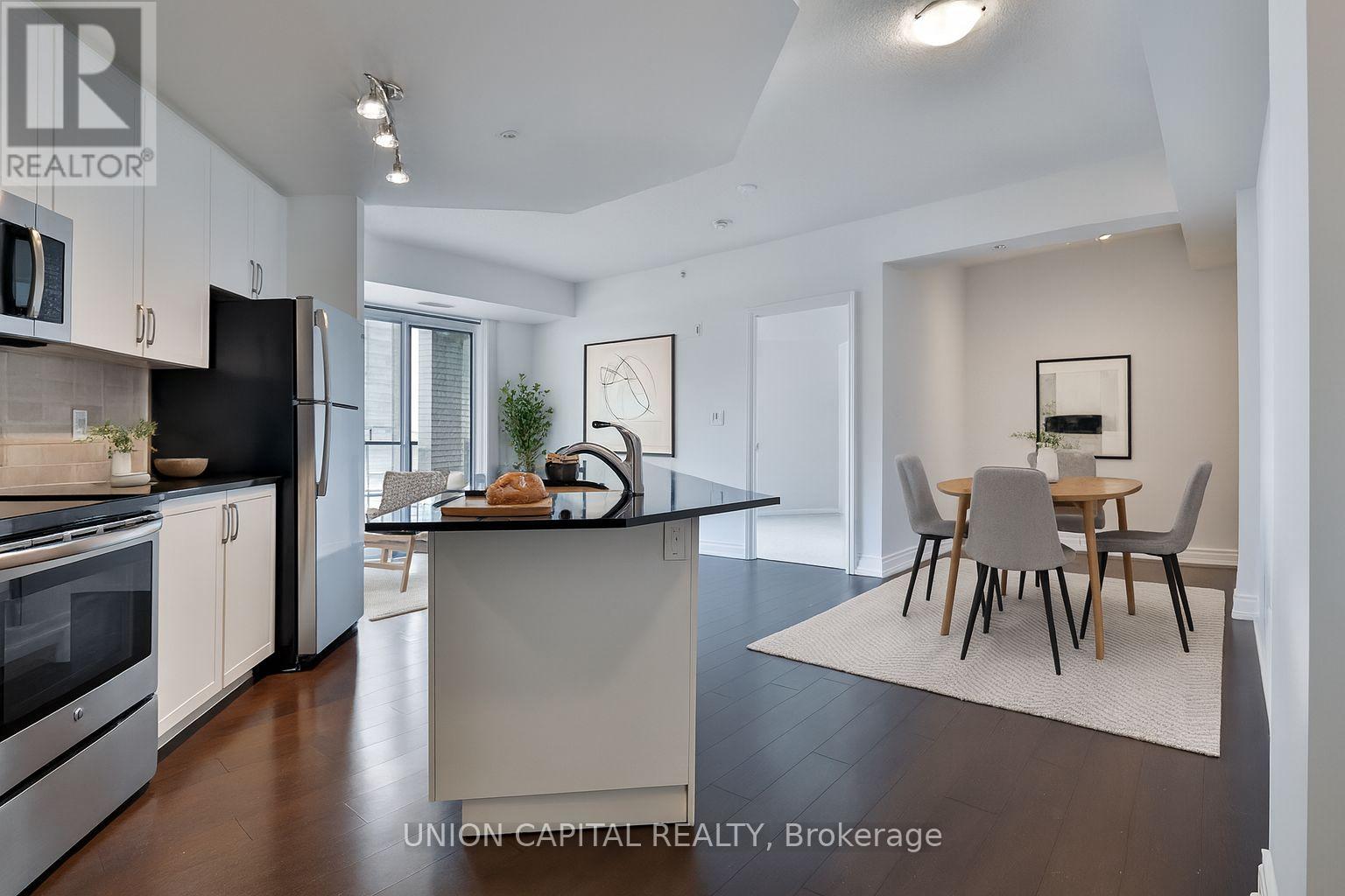Photo 1 of 511 68 Main Street, Markham ON