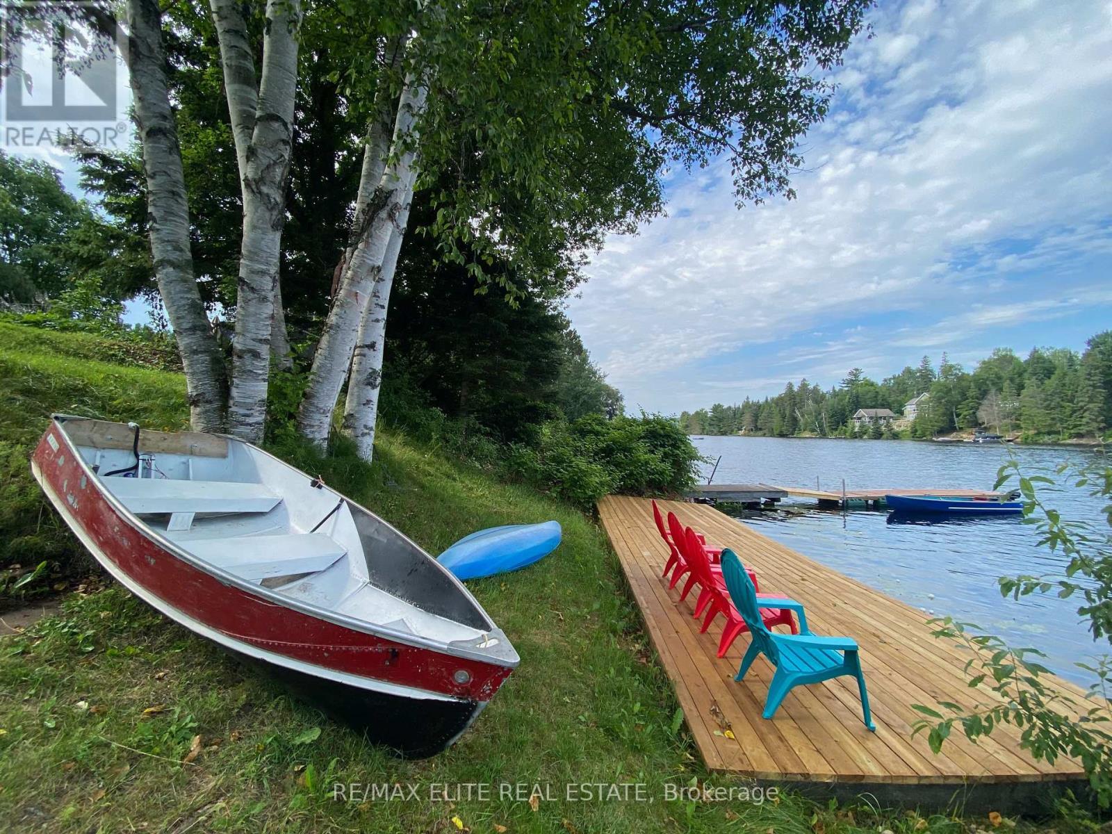 Photo 2 of 62 Ottawa Street, South Algonquin ON