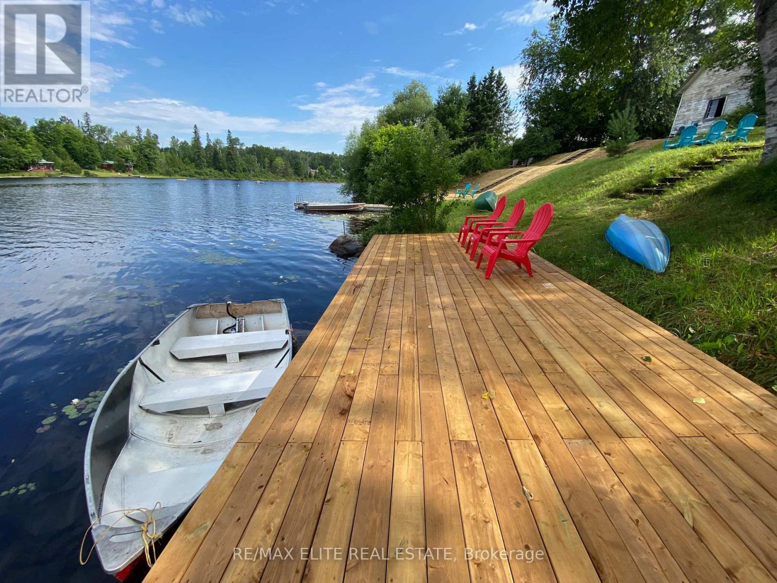 Photo 5 of 62 Ottawa Street, South Algonquin ON