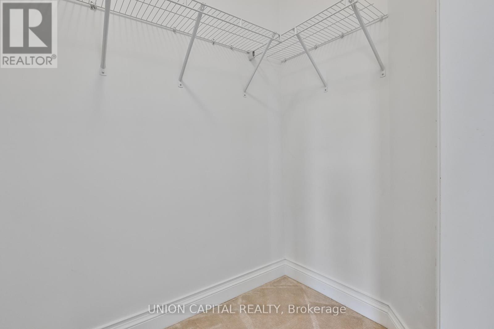 Photo 8 of 511 68 Main Street, Markham ON