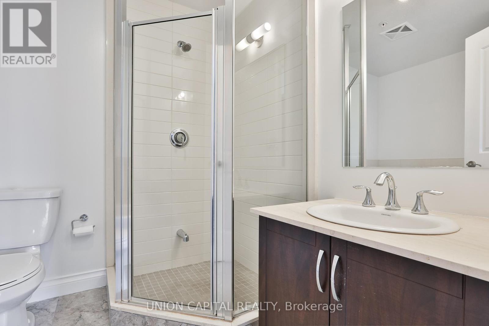 Photo 13 of 511 68 Main Street, Markham ON