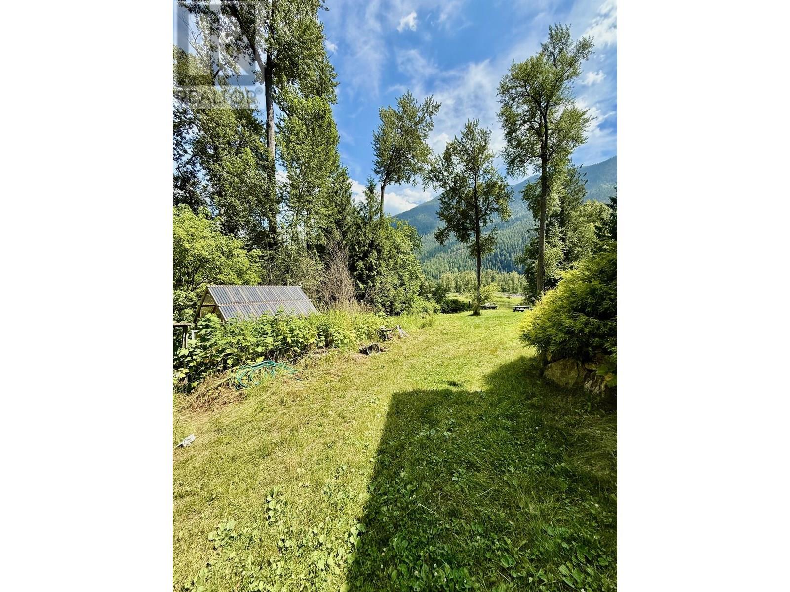 Photo 28 of 4640 Slocan River Road, Winlaw BC