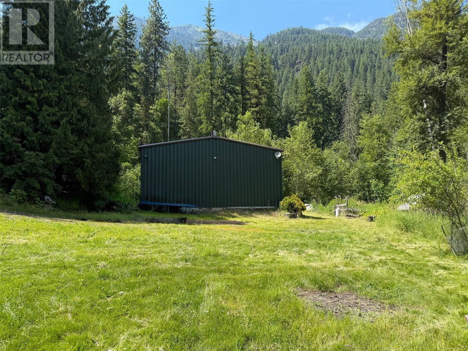 Photo 19 of 4640 Slocan River Road, Winlaw BC