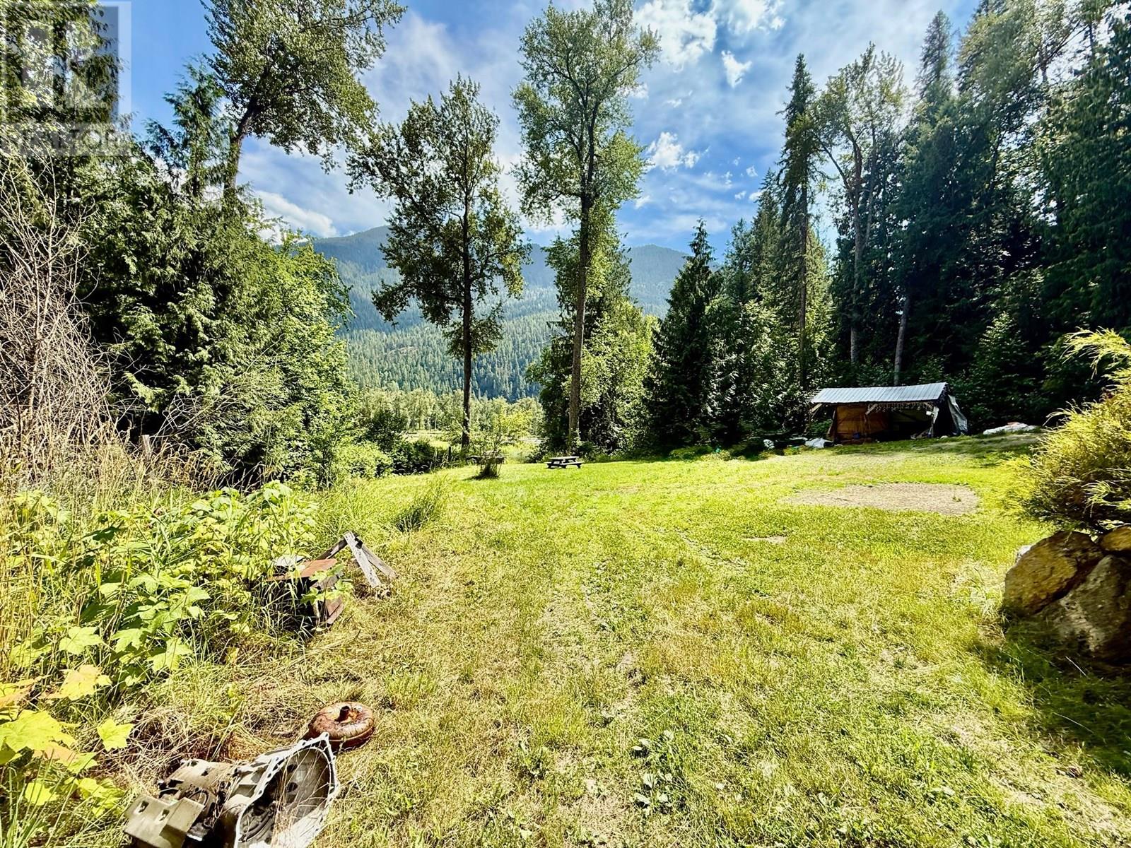 Photo 31 of 4640 Slocan River Road, Winlaw BC