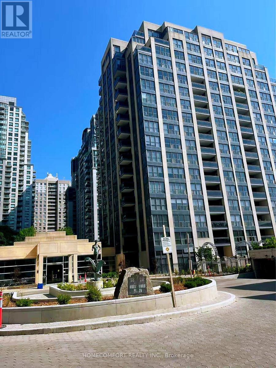 Photo 2 of 809 28 Hollywood Avenue, Toronto ON