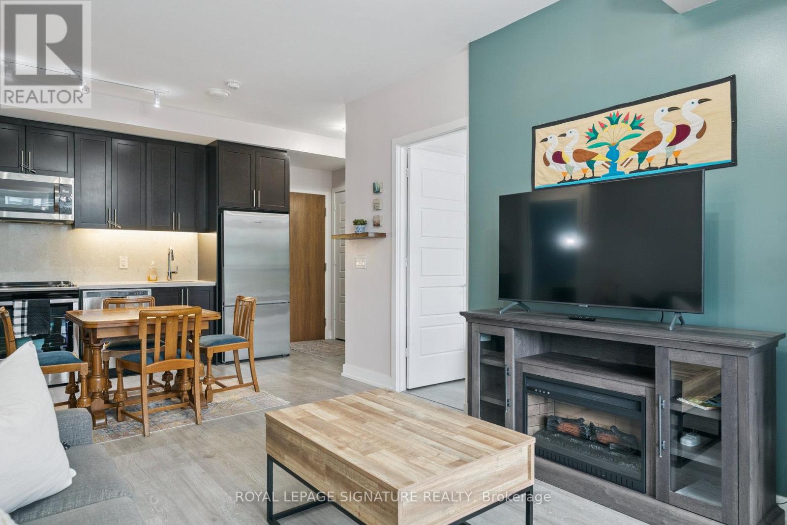Photo 7 of C 305 301 Sea Ray Avenue, Innisfil ON