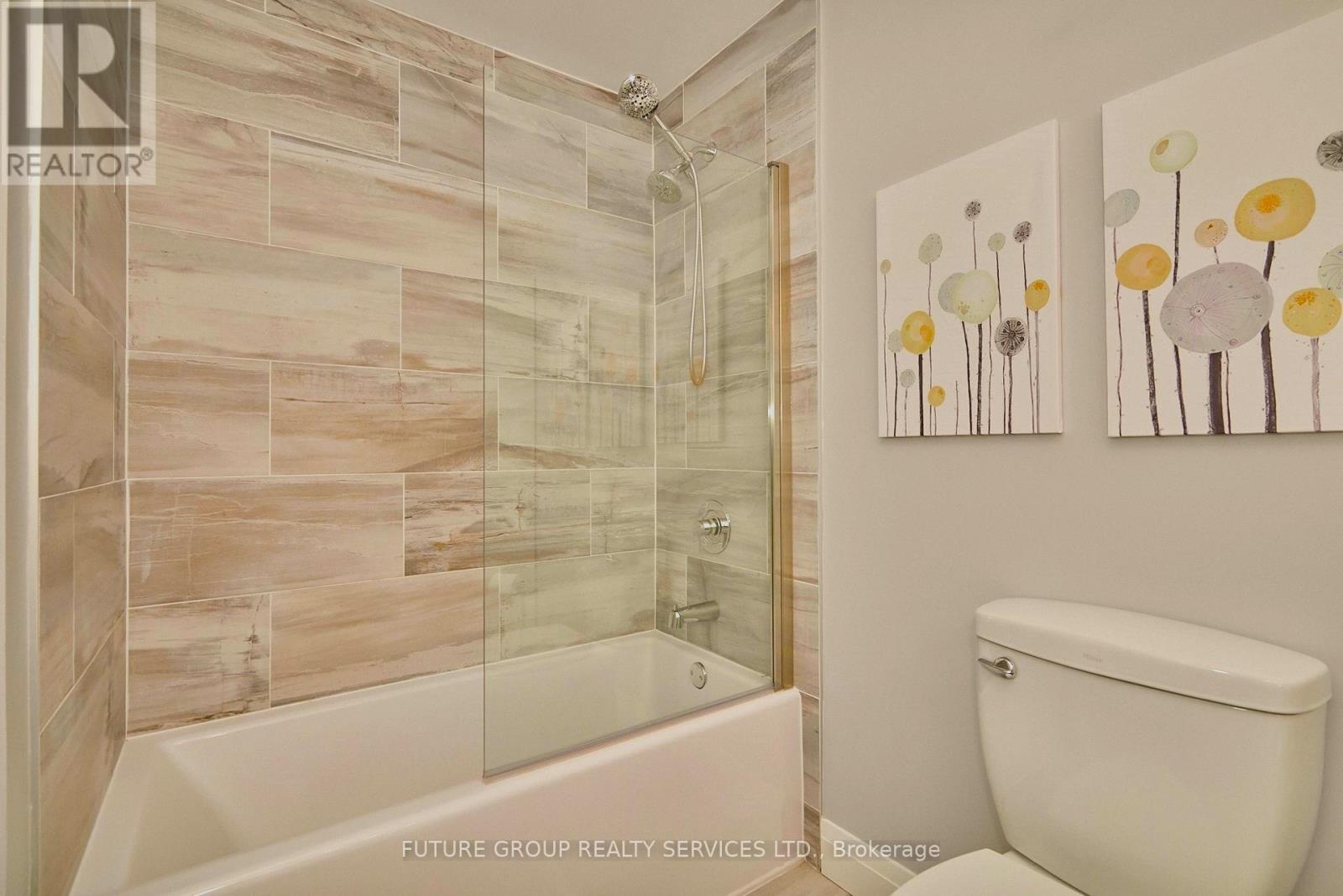 Photo 14 of 49 146 Settlers Way, Blue Mountains ON