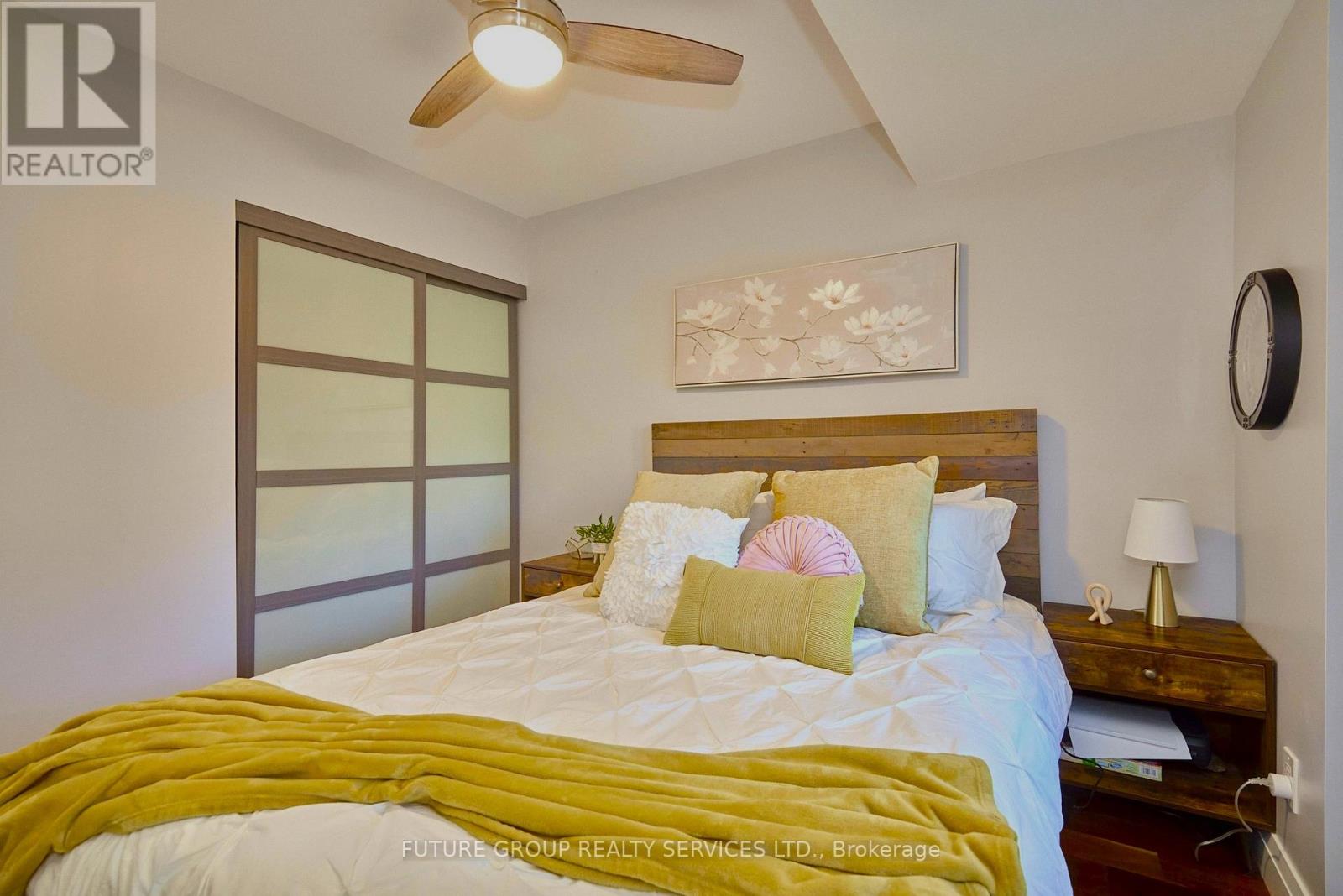 Photo 16 of 49 146 Settlers Way, Blue Mountains ON