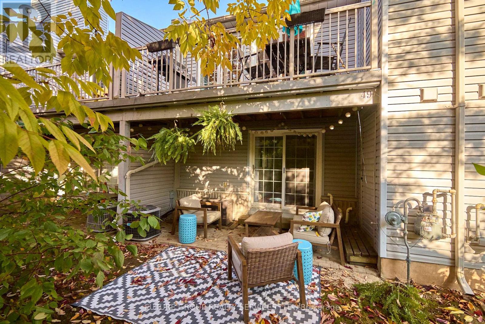 Photo 26 of 49 146 Settlers Way, Blue Mountains ON