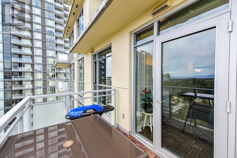 Photo 17 of 2605 3008 Glen Drive, Coquitlam BC