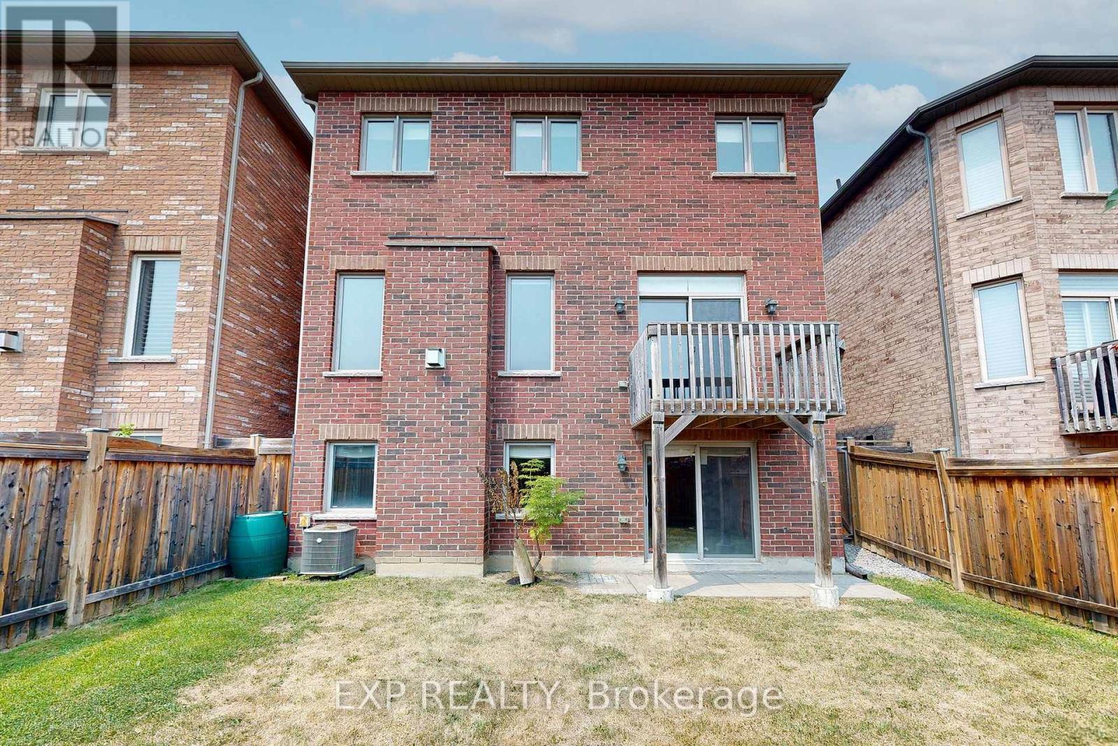 Photo 18 of 71 Manila Avenue, Markham ON