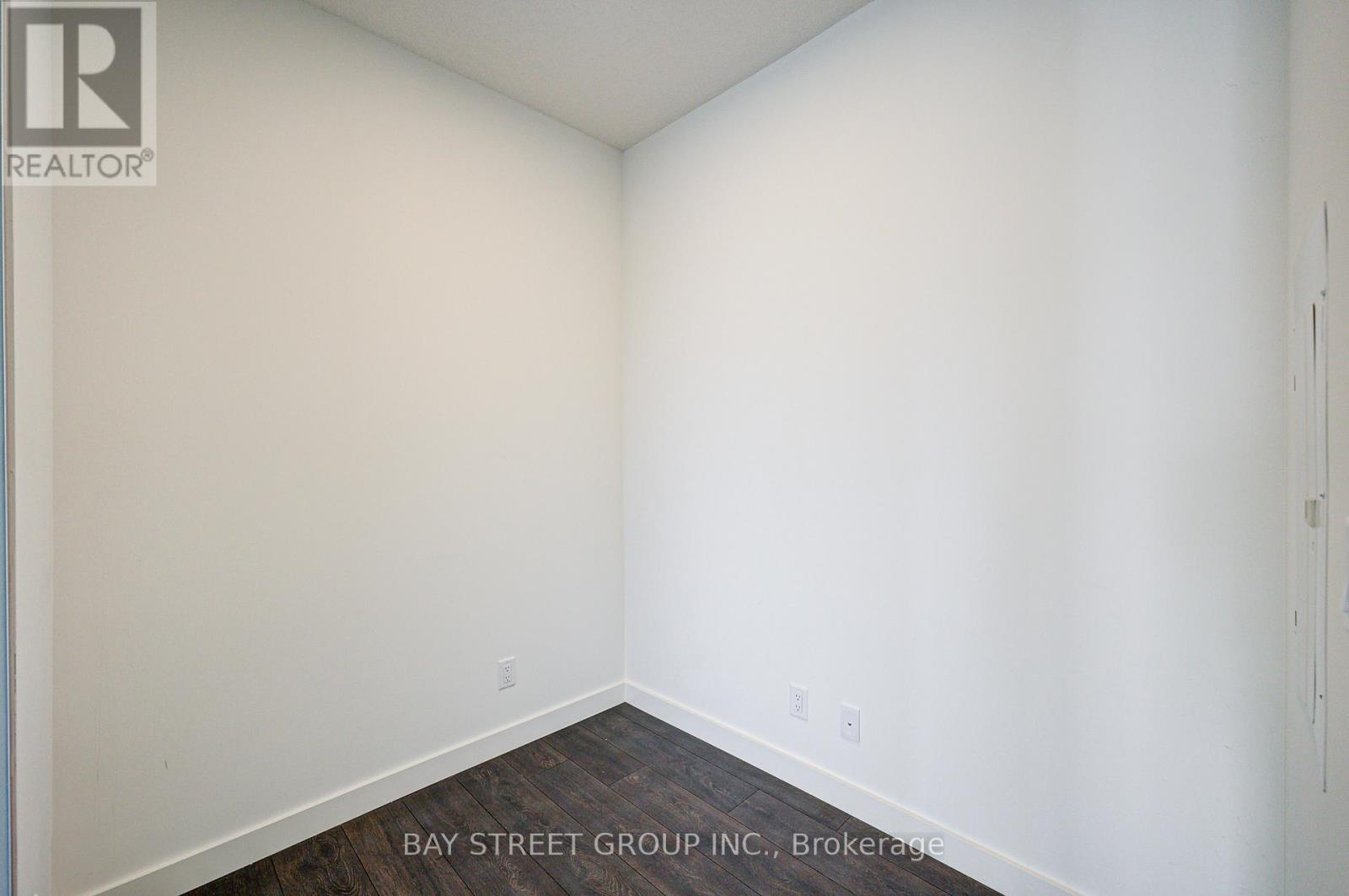 Photo 23 of 1507 27 Mcmahon Drive, Toronto ON